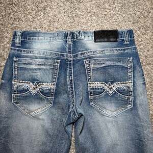 True Luck Jeans Mens 32x32 Distressed Y2K Denim Straight Leg Medium Wash